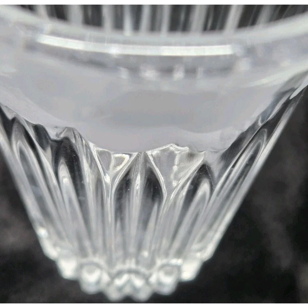 Mikasa Crystal Glass Vase Frosted Embossed Grape Vine Scalloped